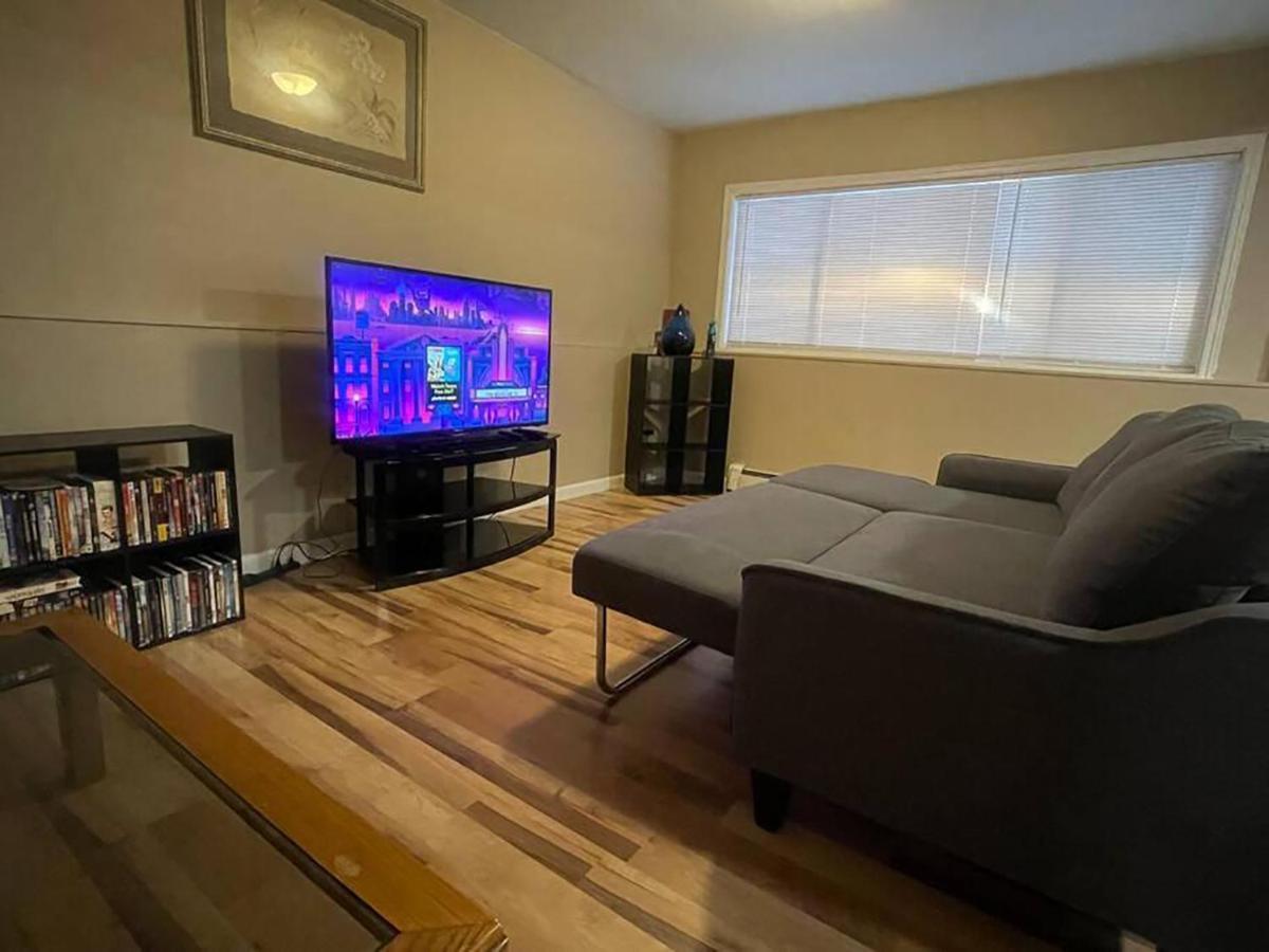 Centrally Located 2Br Spacious High-Speed Internet Анкоридж Екстер'єр фото